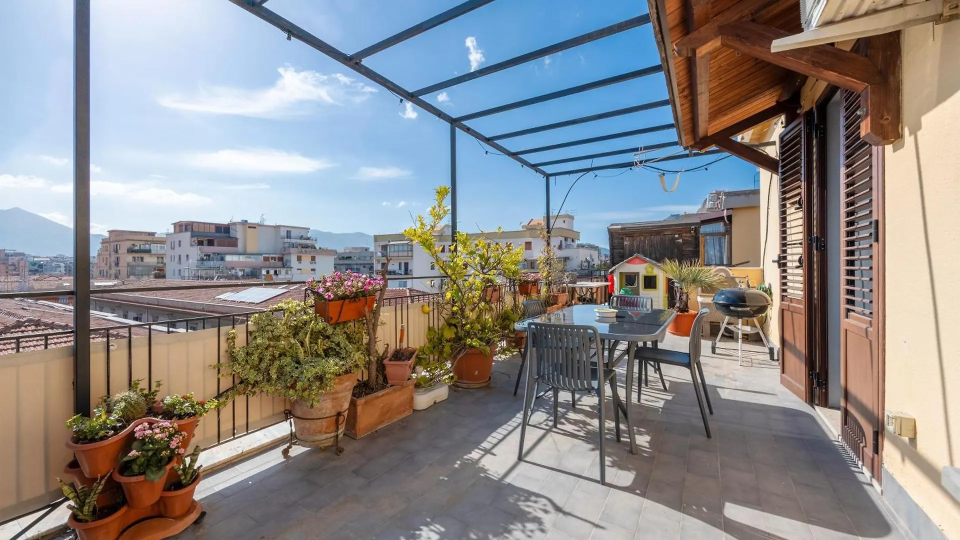 Villa Penthouse Palermo 0*,  Italia